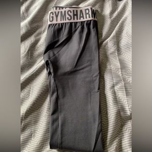 grey pink gym sharks